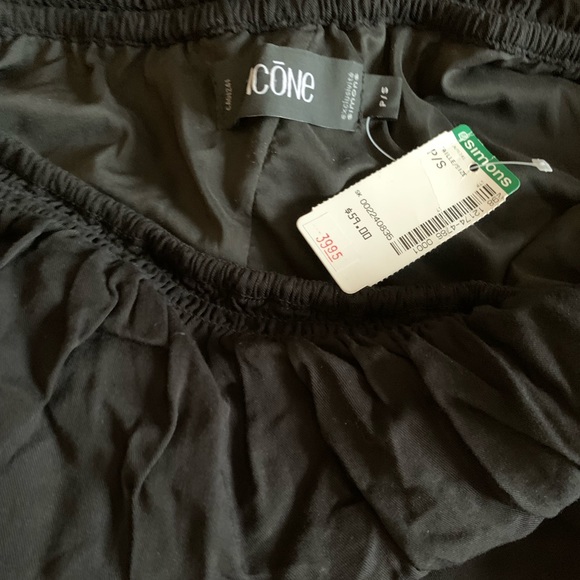 Robe une épaule - Picture 2 of 2